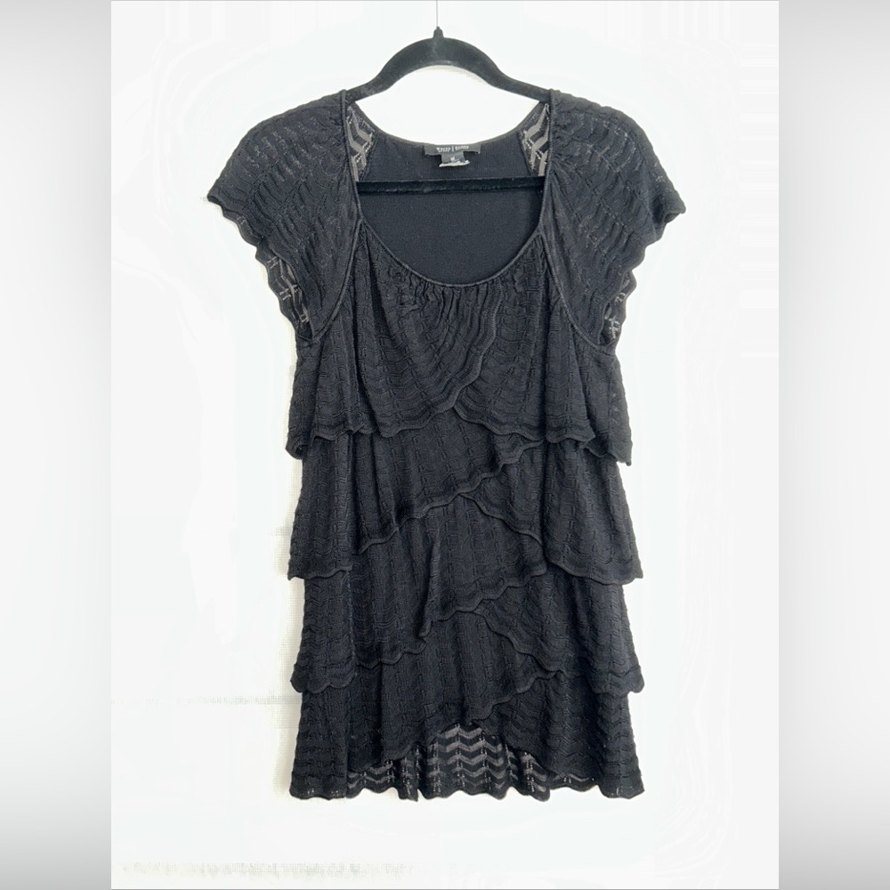 White House Black Market Black Knit Layered Lace Cap Sleeve Women’s Top M